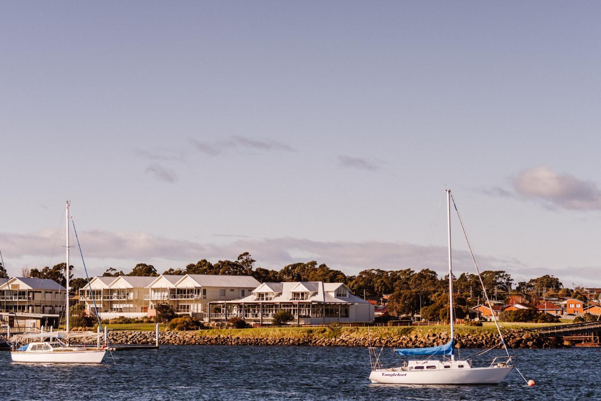 York Cove Hotel George Town Exterior foto